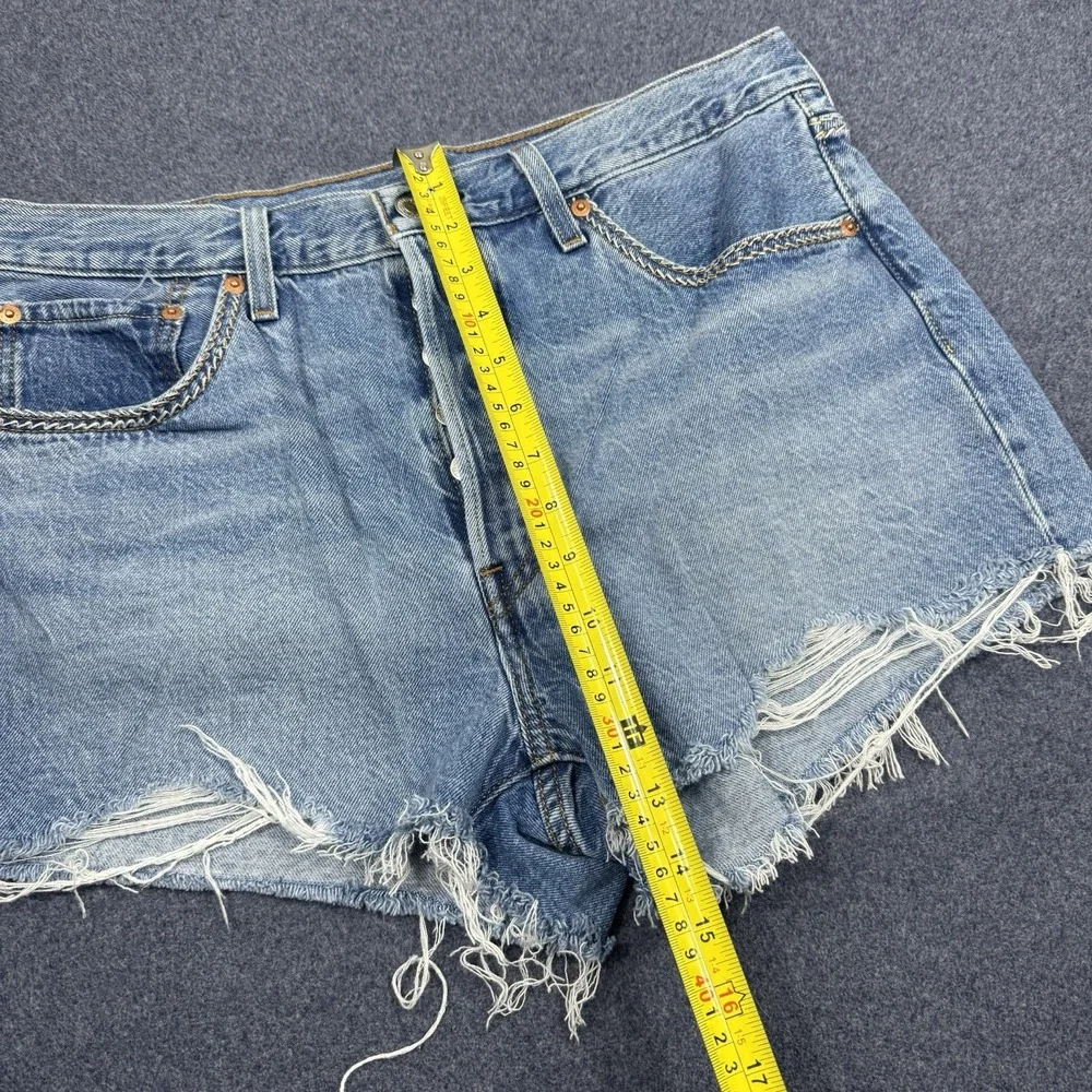 Levis 501 Shorts Womens 32 Blue Denim Distressed Cutoff Button Fly Raw Hem Y2K